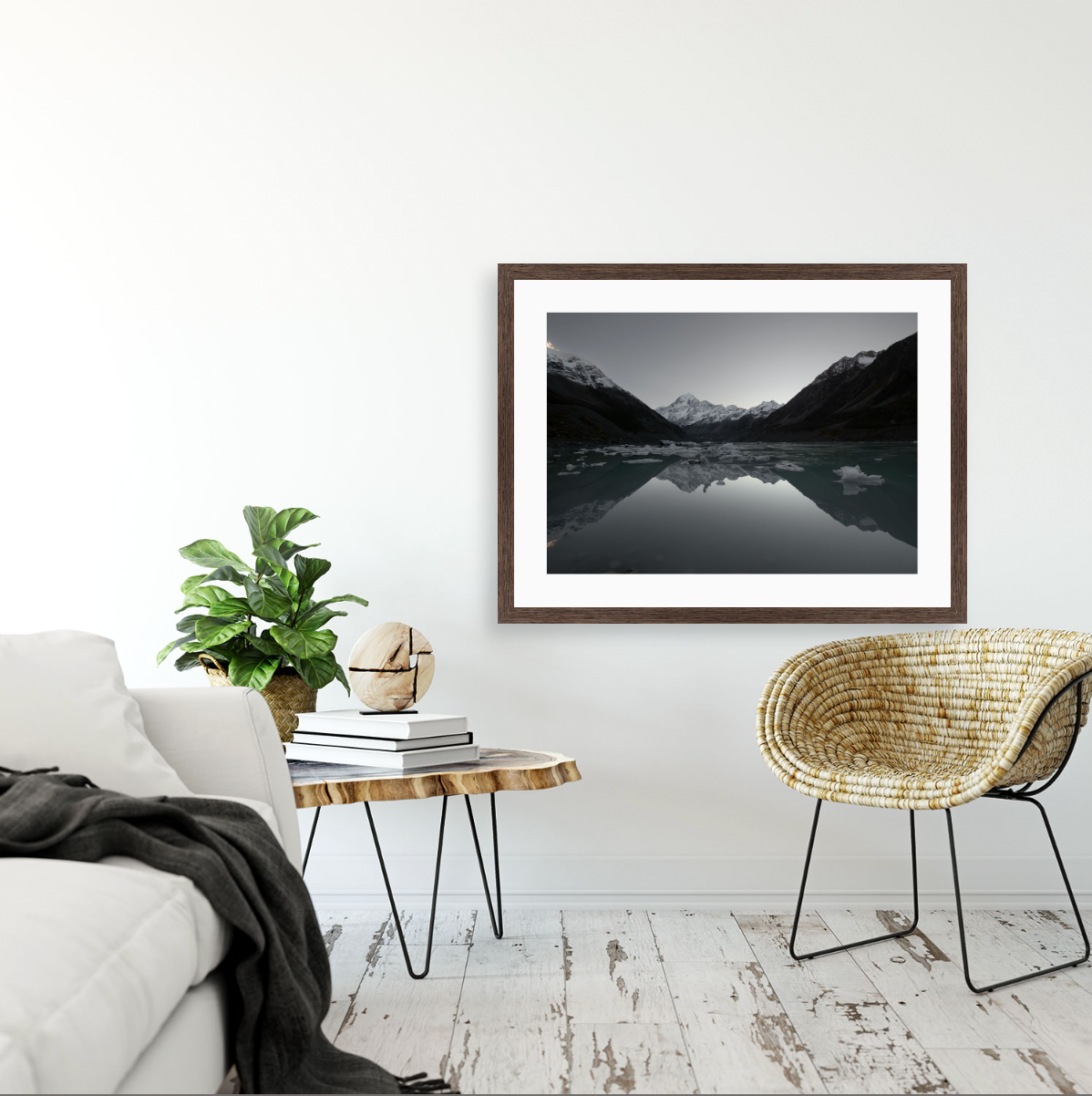 Aoraki {Wood frame}